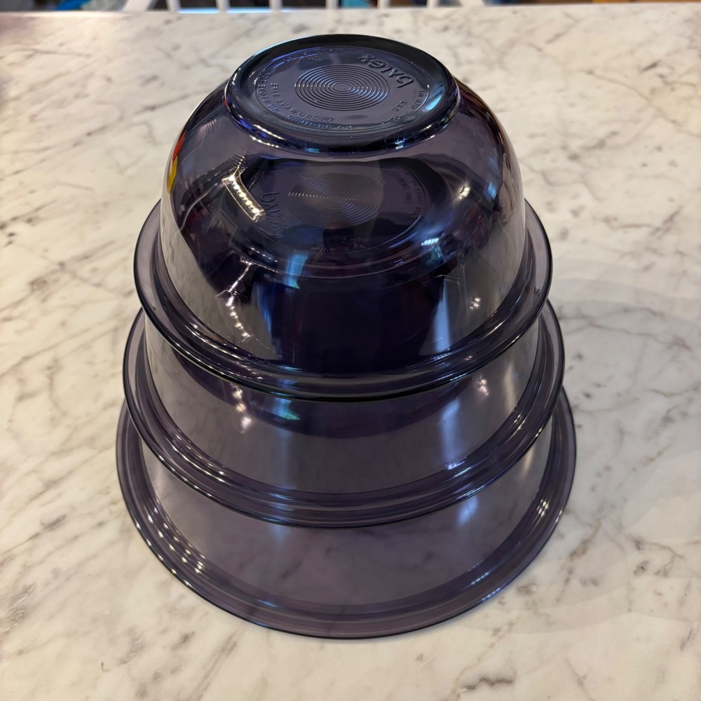Pyrex Amethyst Purple Glass Nesting Mixing Bowl Set 322 323 325 3 Piece Vintage